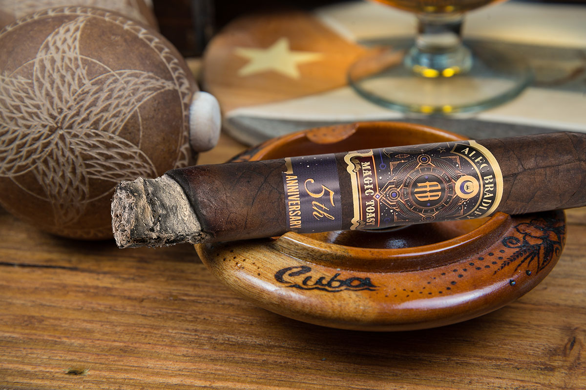 Relight Cigar Accessories